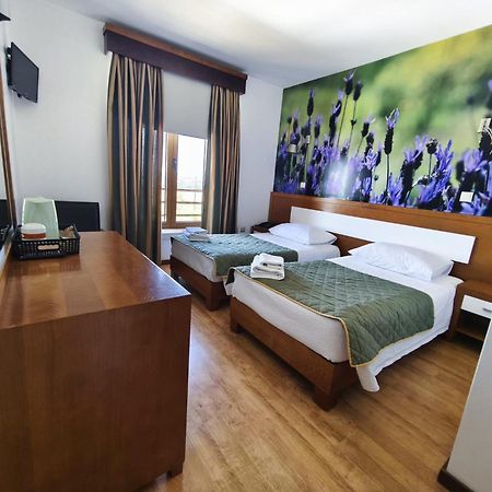 Hotel Rural Sra De Pereiras Vimioso Exteriör bild